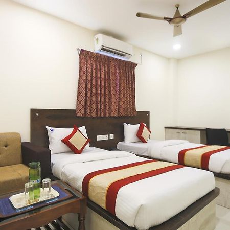 ホテル Balaji Residency チェンナイ エクステリア 写真