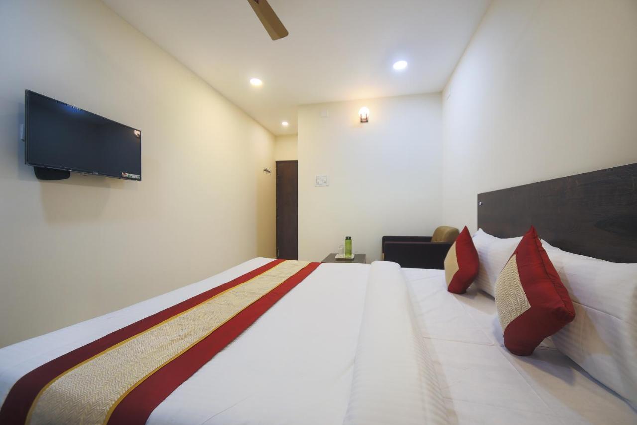 ホテル Balaji Residency チェンナイ エクステリア 写真