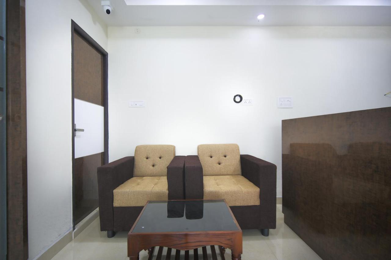 ホテル Balaji Residency チェンナイ エクステリア 写真